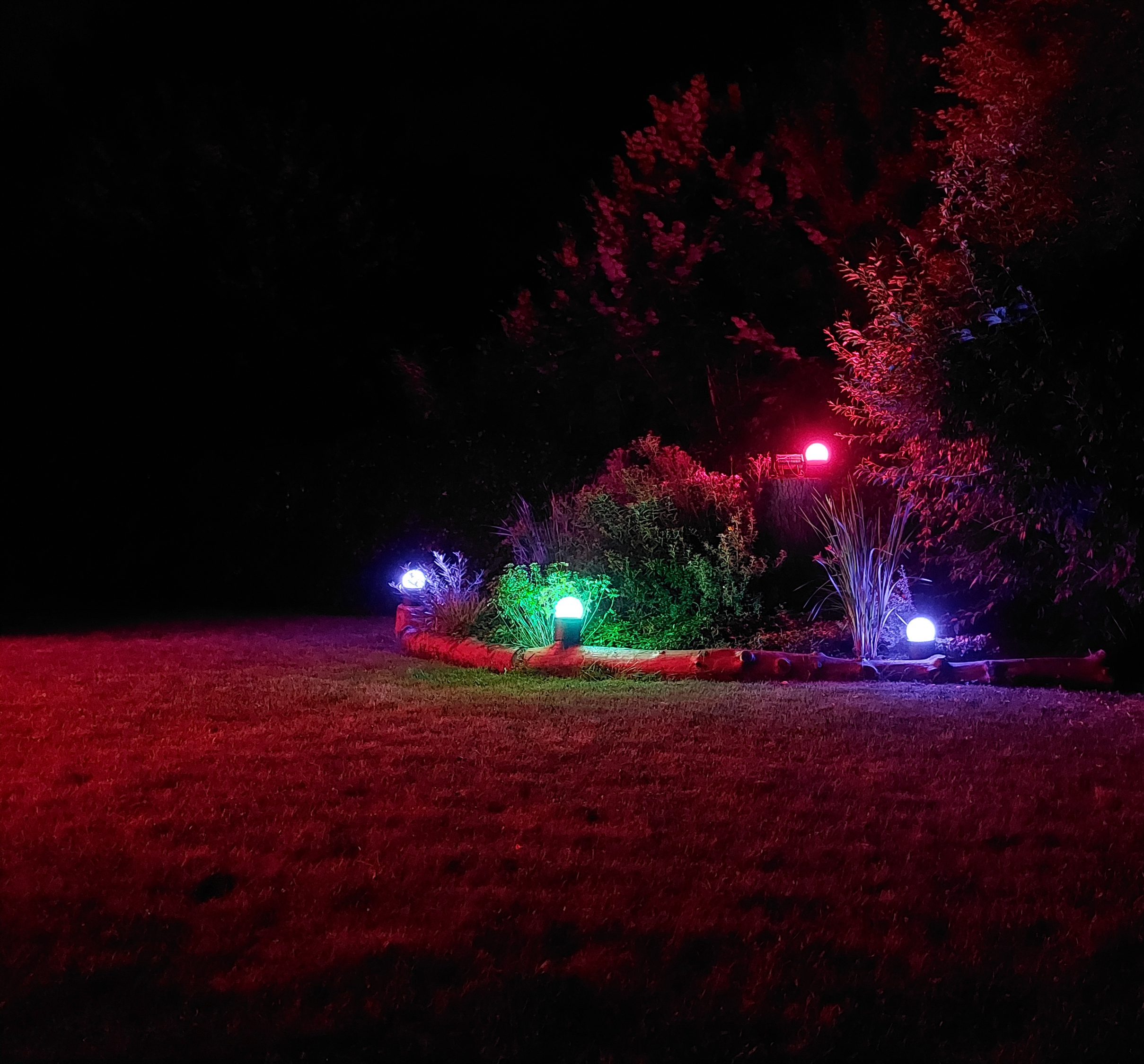 Atmobeleuchtung auf Gartenparty